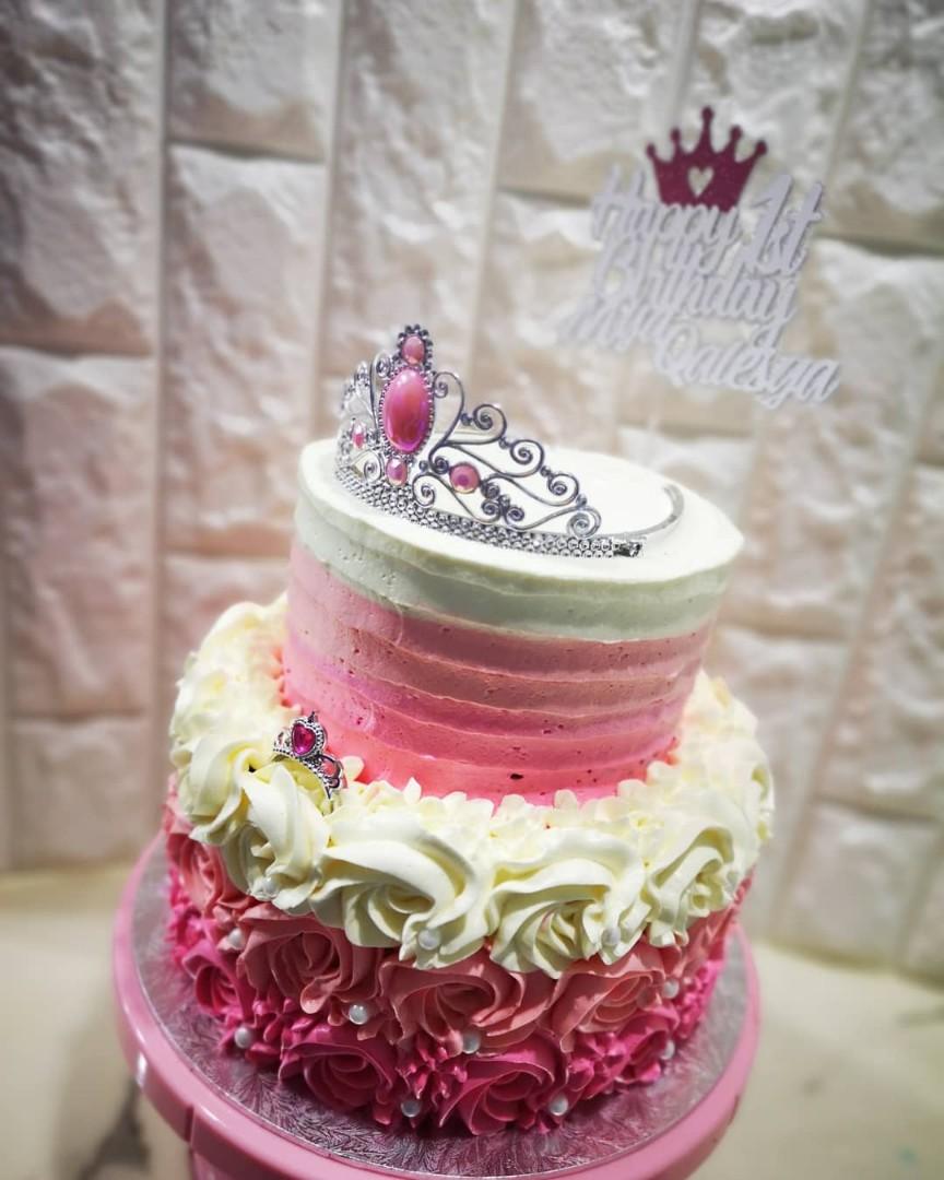 silver princess tiara 2tier cake