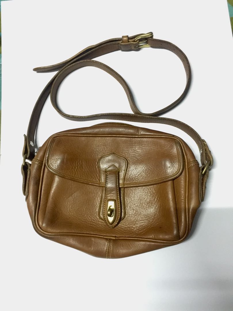 dooney & bourke sling bag