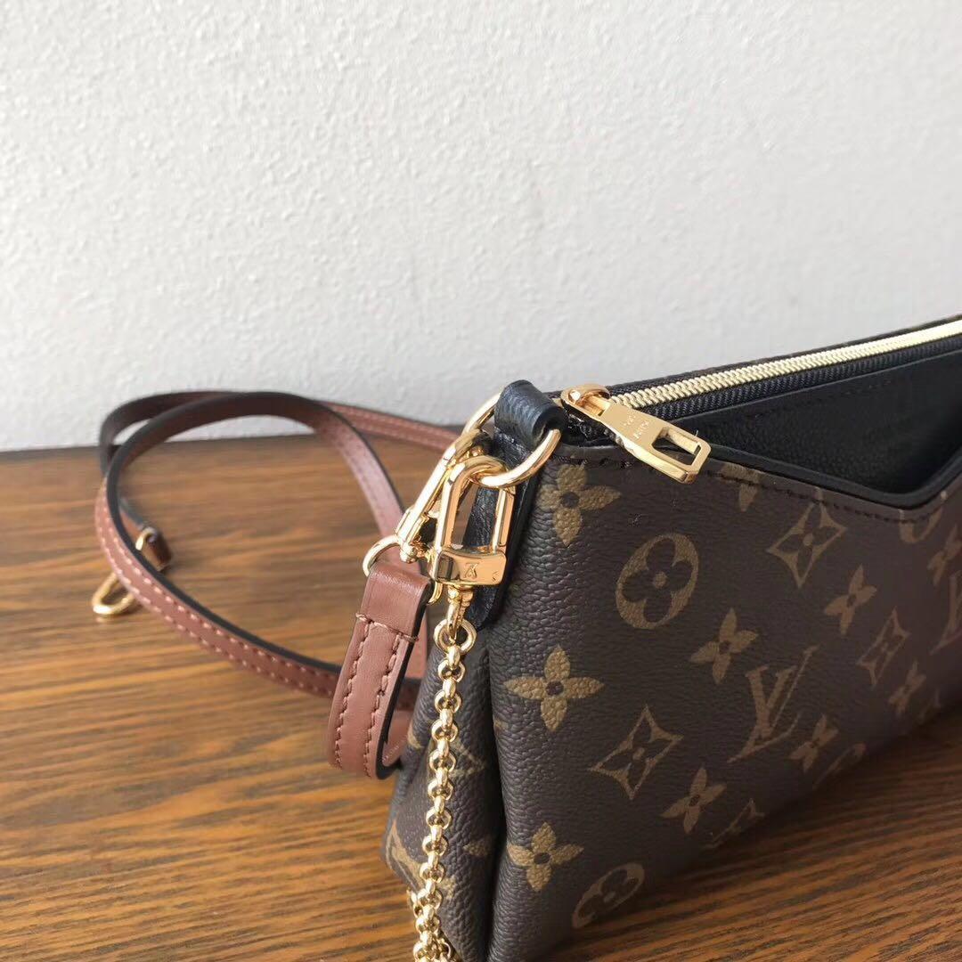 lv pallas clutch