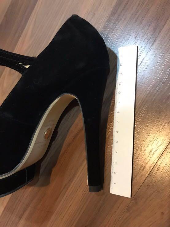 grace gift绒布黑色高根鞋