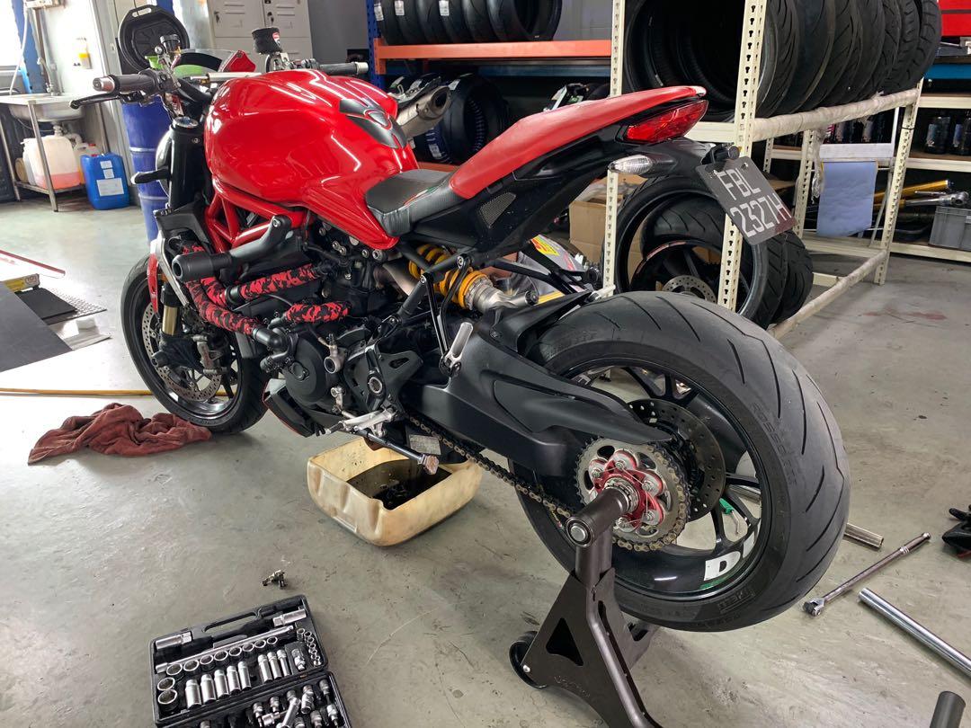 ducati monster 1200 r