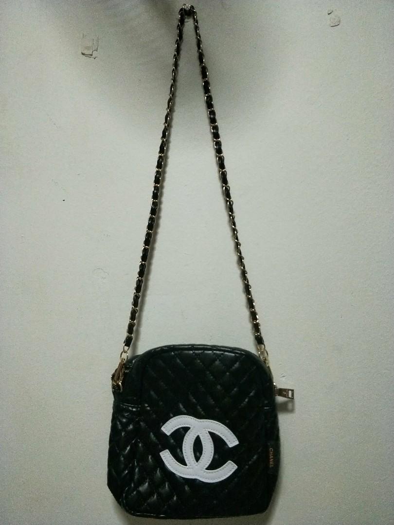 面交 新品 chanel quilted sling bag with chain  *precision chanel