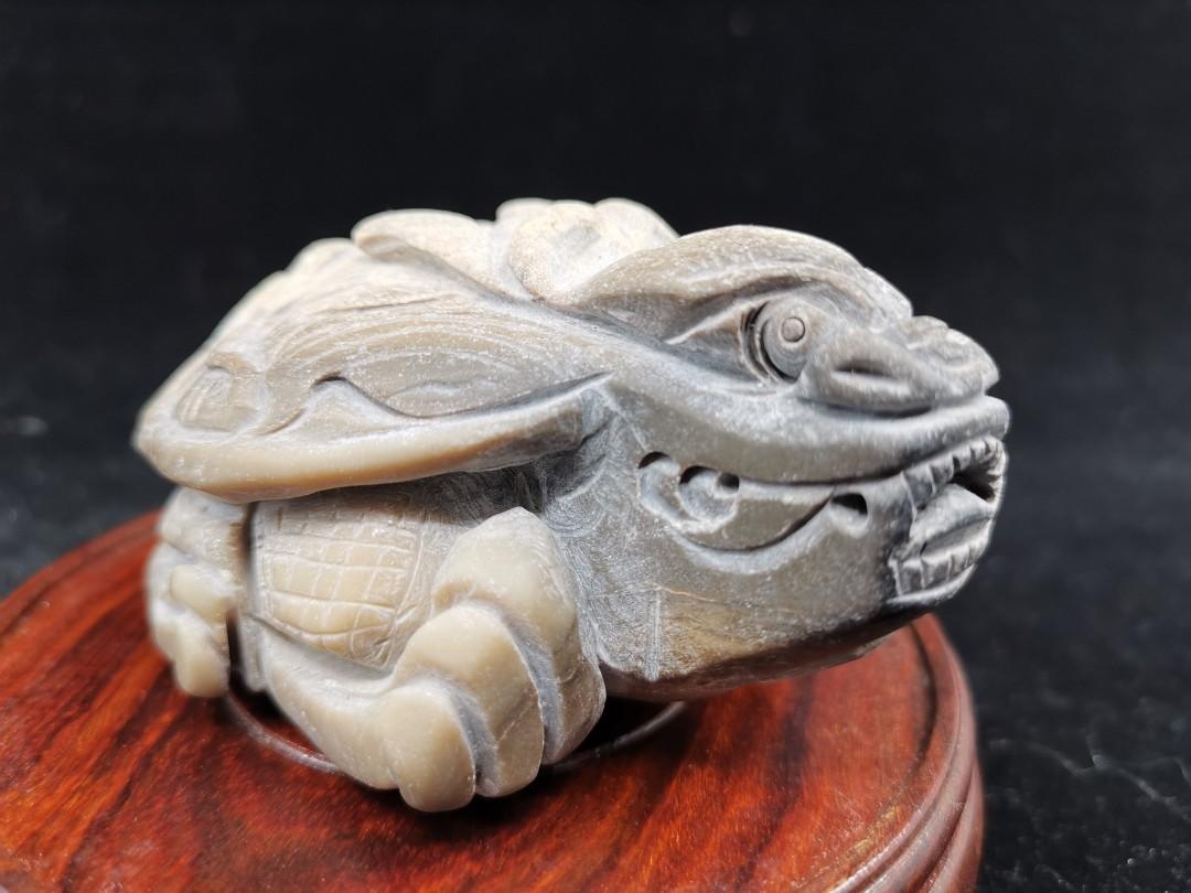 和田玉龙龟. nephrite jade dragon tortoise