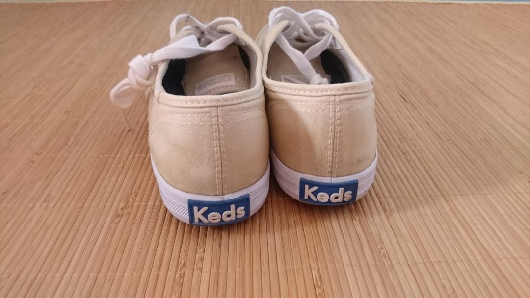 keds 米色帆布鞋