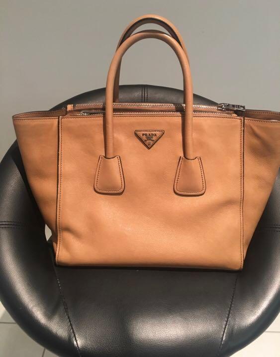 prada glacé calf leather twin pocket tote