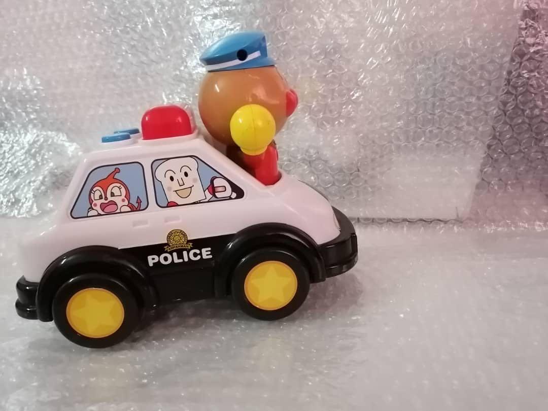 police car,touring car anpanman pinocchio police car