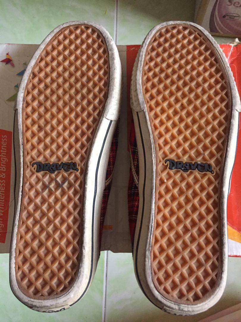 Draven Slip On Sex Pistols Men S Fashion Footwear Sneakers On Carousell
