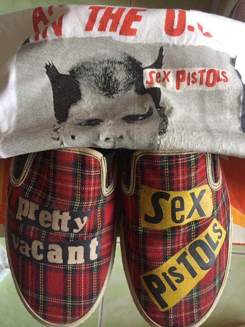 Draven Slip On Sex Pistols Men S Fashion Footwear Sneakers On Carousell