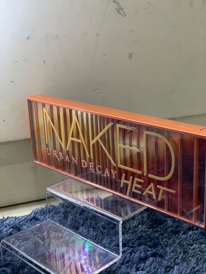 Naked Heat Urban Decay Palettes Kesehatan Kecantikan Rias Wajah Di