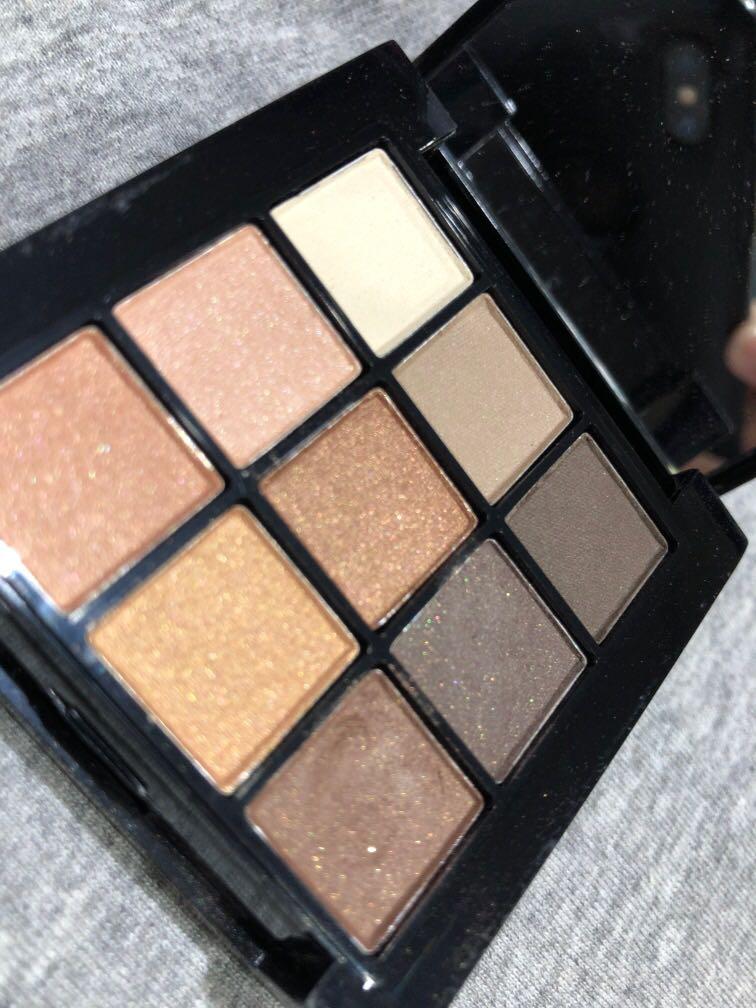 Nyx Nude On Nude Natural Look Kit Eyeshadow Palette Kesehatan