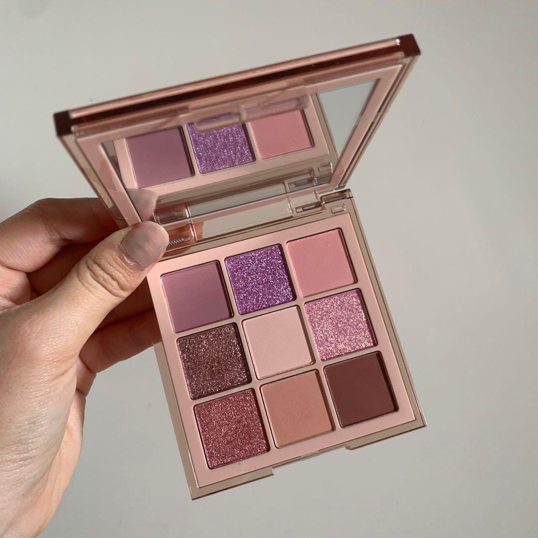 Huda beauty mini nude obsession eyeshadow palette 美容化妝品 化妝品 Carousell