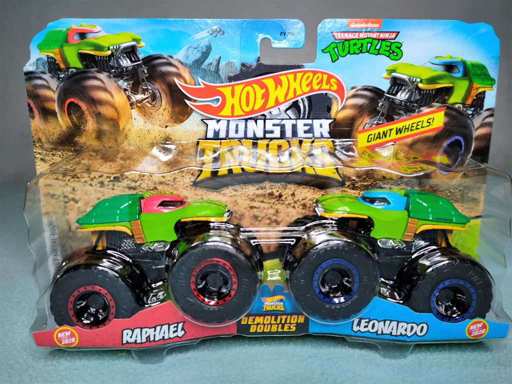 Hot Wheels Teenage Mutant Ninja Turtles Monster Trucks Pack Leonardo Raphael Hobbies