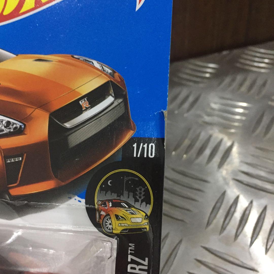 Hot Wheels NISSAN GTR R Metalflake Orange Hotwheels Nightburnerz Hobbies Toys