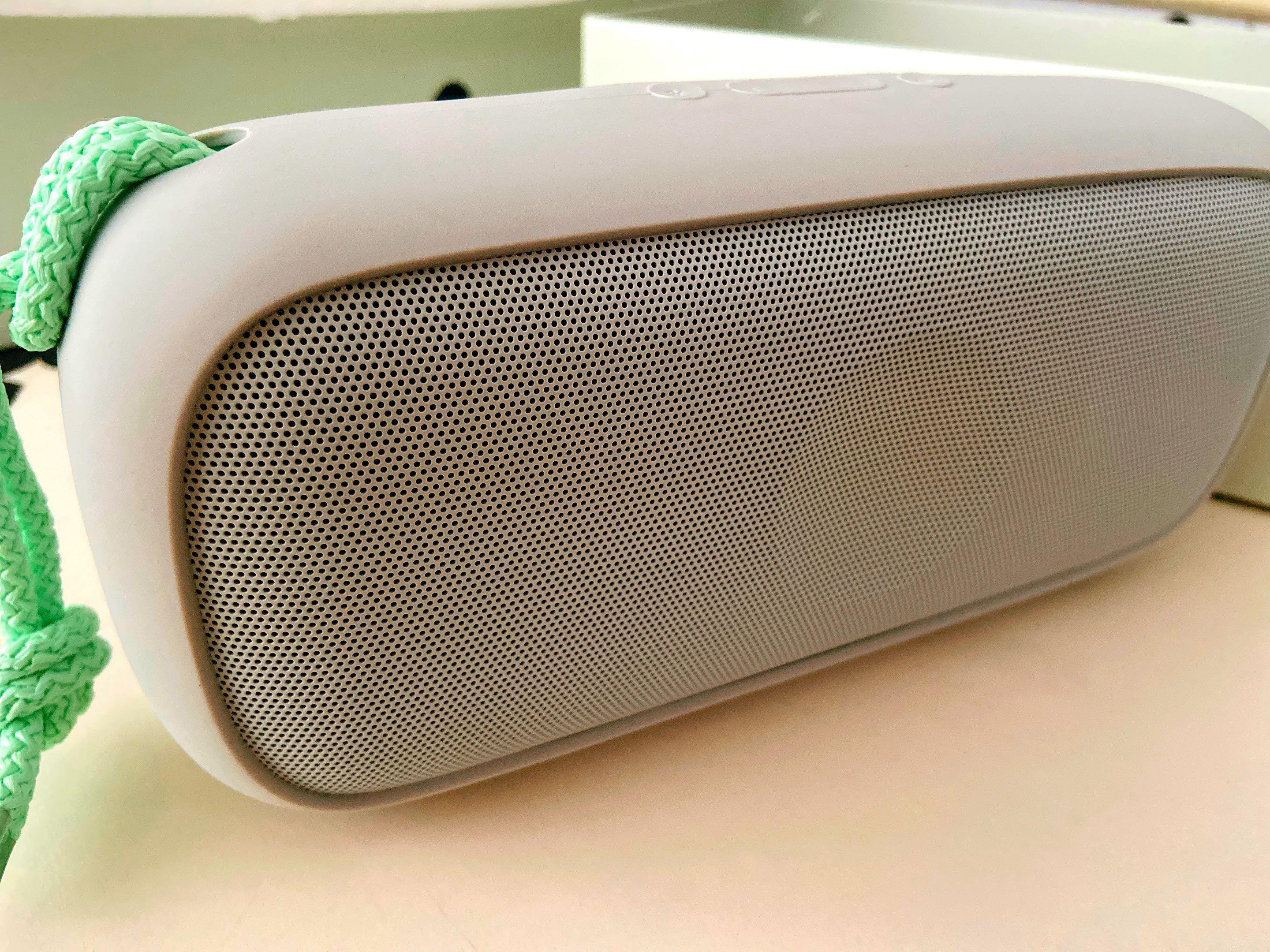 Nude Move L Bluetooth Speaker Retro Speaker Audio Soundbars Speakers Amplifiers On Carousell