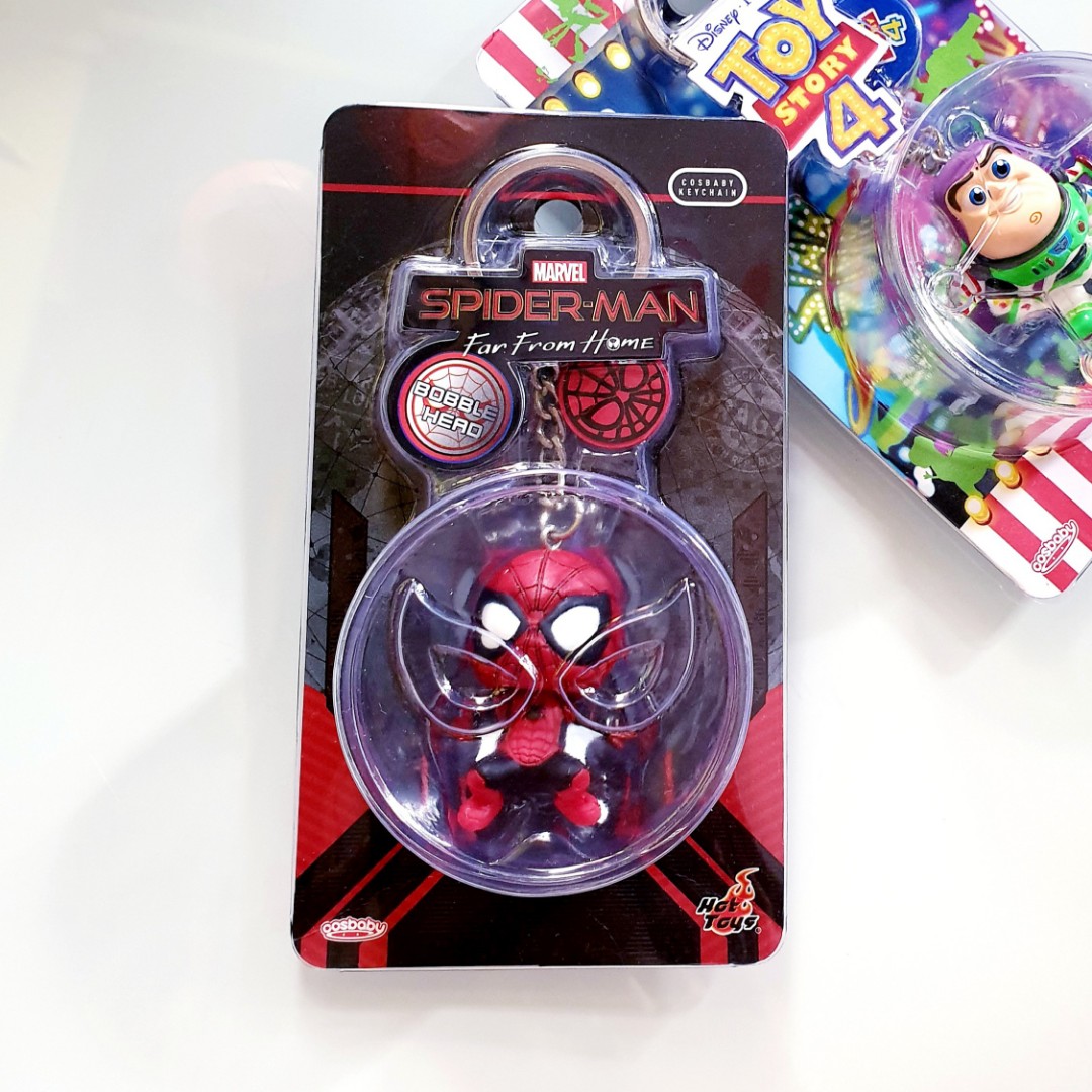 MISB Hot Toys Cosbaby Marvel Spiderman Gliding Version Keychain Spider Man Far From Home