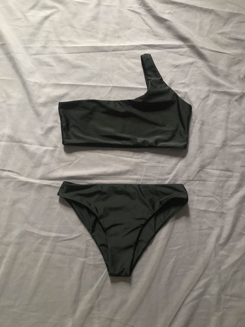 Black Toga Bikini Set Women S Fashion Swimwear Bikinis Swimsuits On Carousell