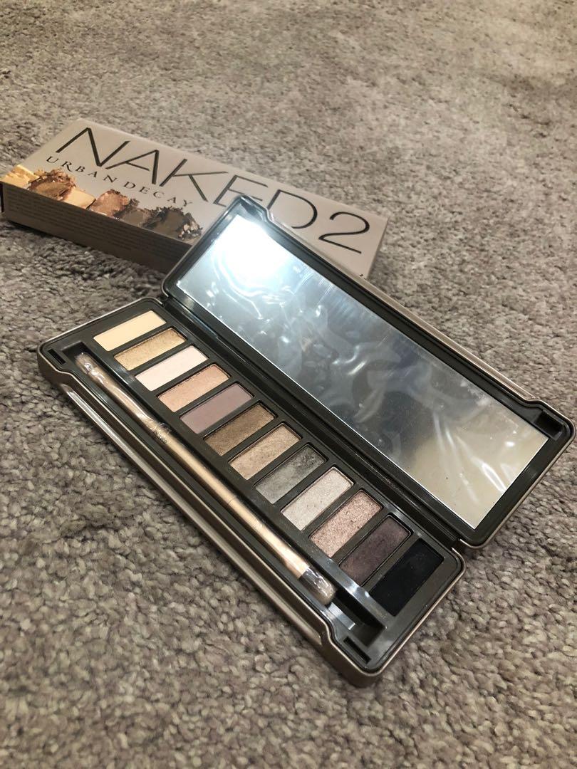 Naked Eyeshadow Palette Kesehatan Kecantikan Rias Wajah Di Carousell