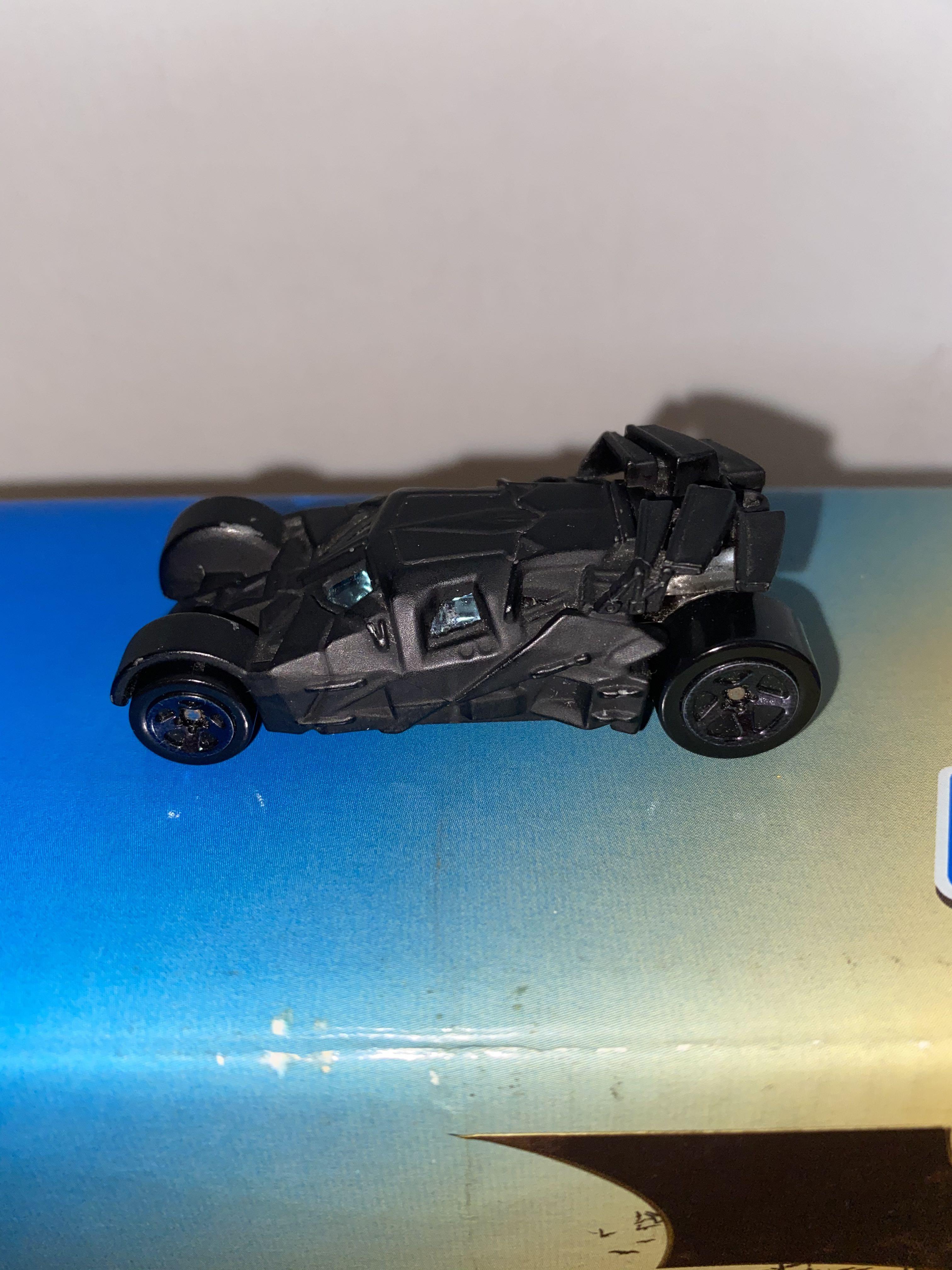 Hot Wheels Batman Begins Gotham City Chase Hobbies Toys Toys Games On Carousell