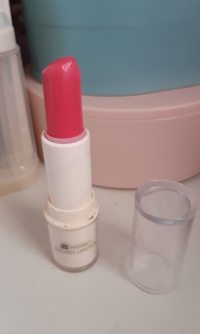 Miniso Hydro Glossy Lipstick Nude Pink Beauty Personal Care Face Makeup On Carousell