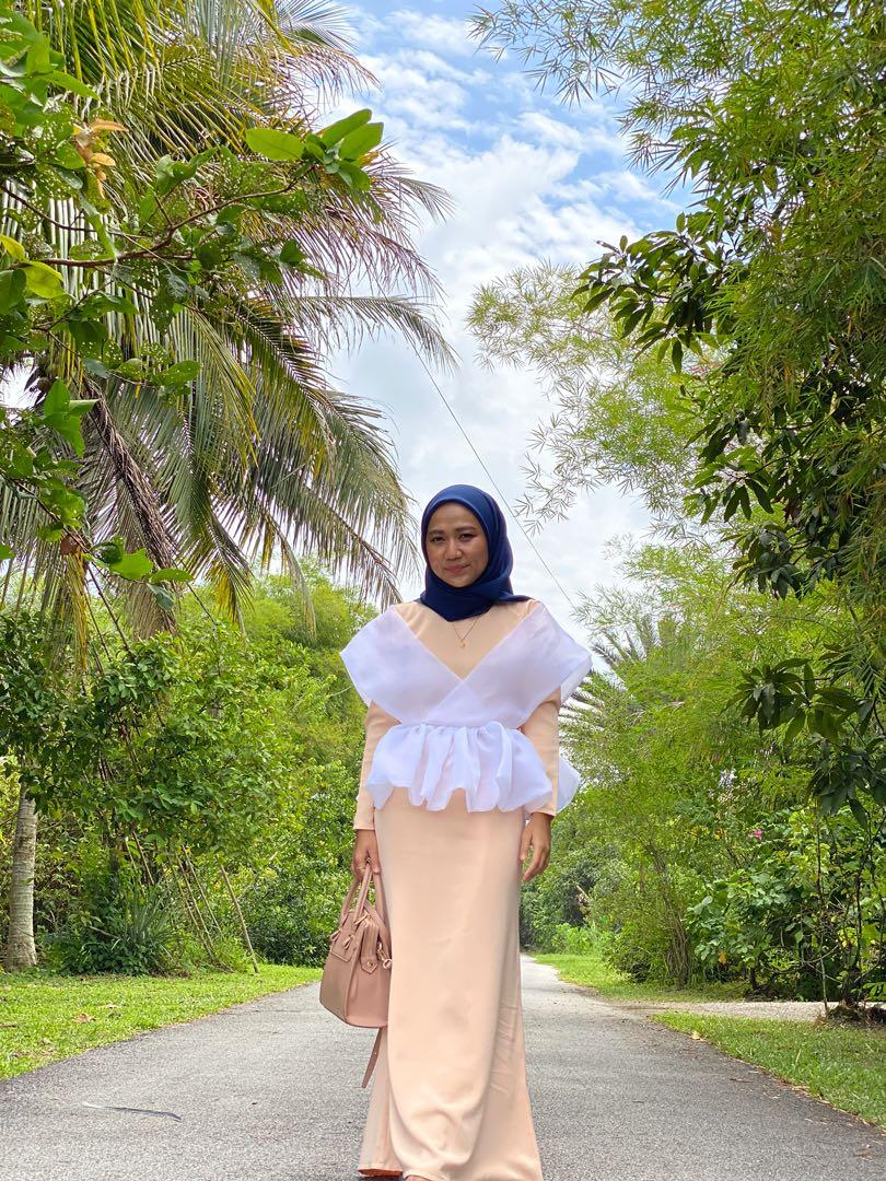 Odda Kl Fallon Kurung In Nude Women S Fashion Muslimah Fashion Baju