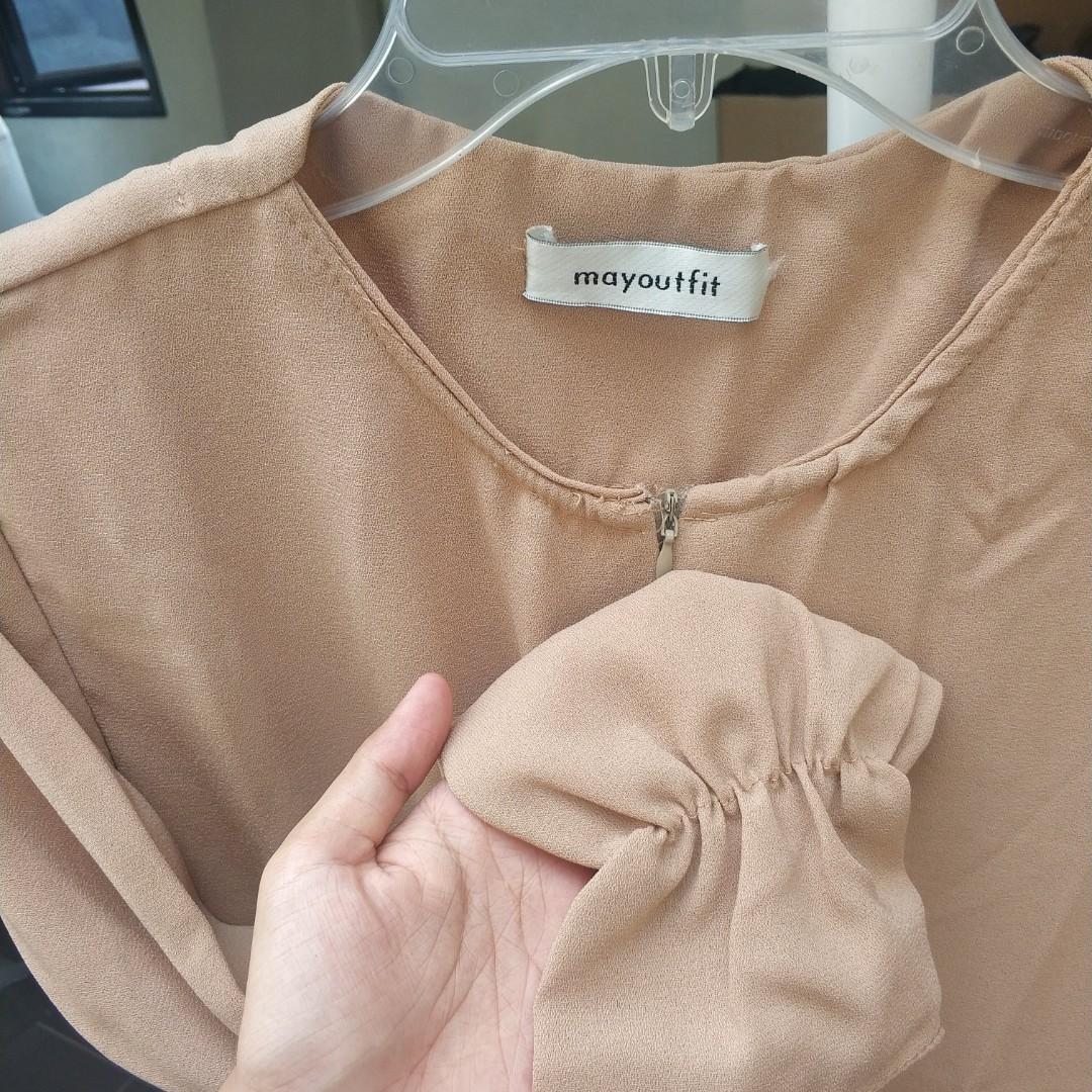 Mayoutfit Nude Tunic Fesyen Wanita Pakaian Wanita Atasan Di Carousell