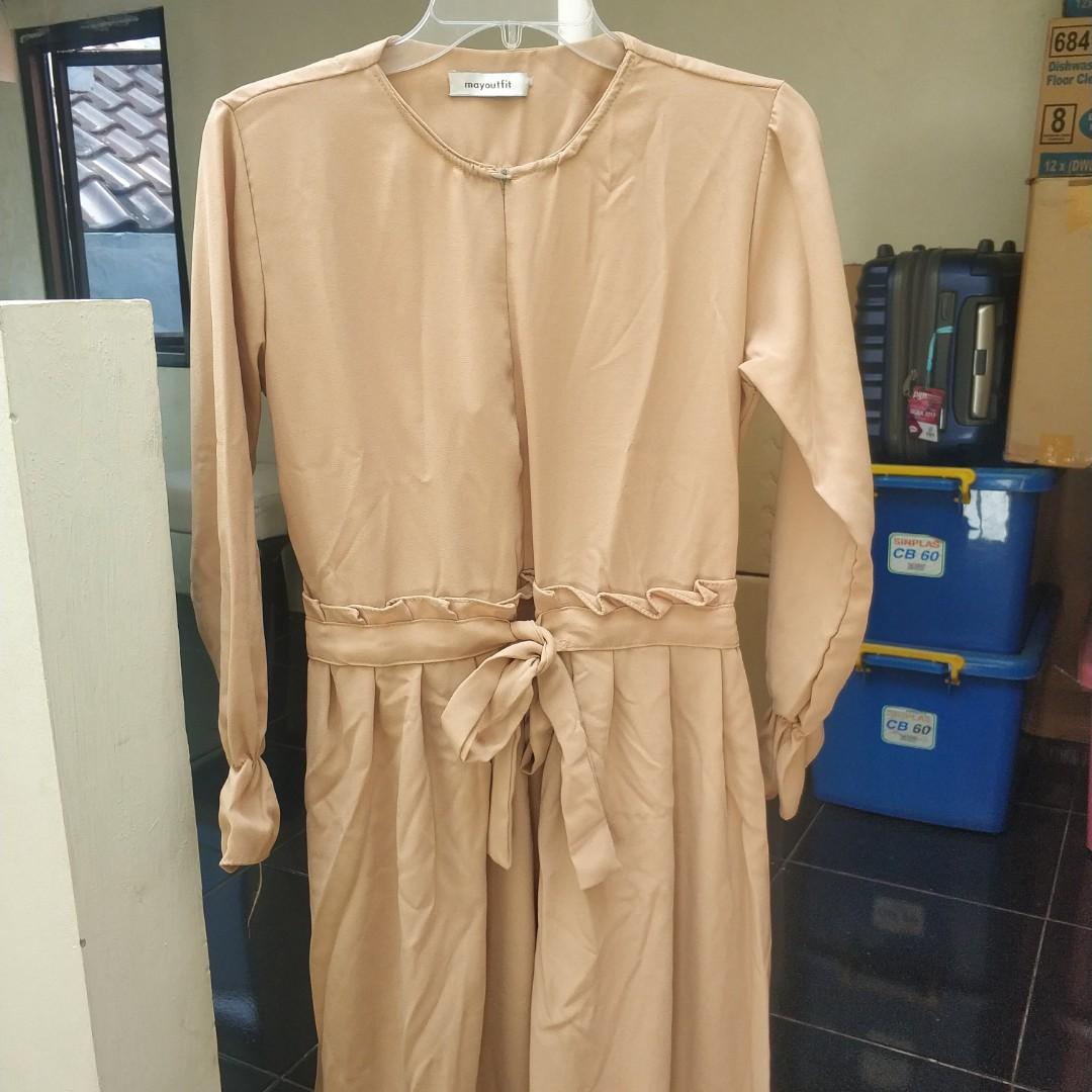 Mayoutfit Nude Tunic Fesyen Wanita Pakaian Wanita Atasan Di Carousell