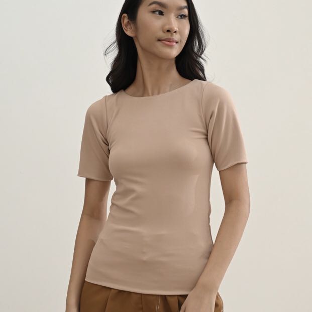 New Amygo Nude Top Fesyen Wanita Pakaian Wanita Atasan Di Carousell