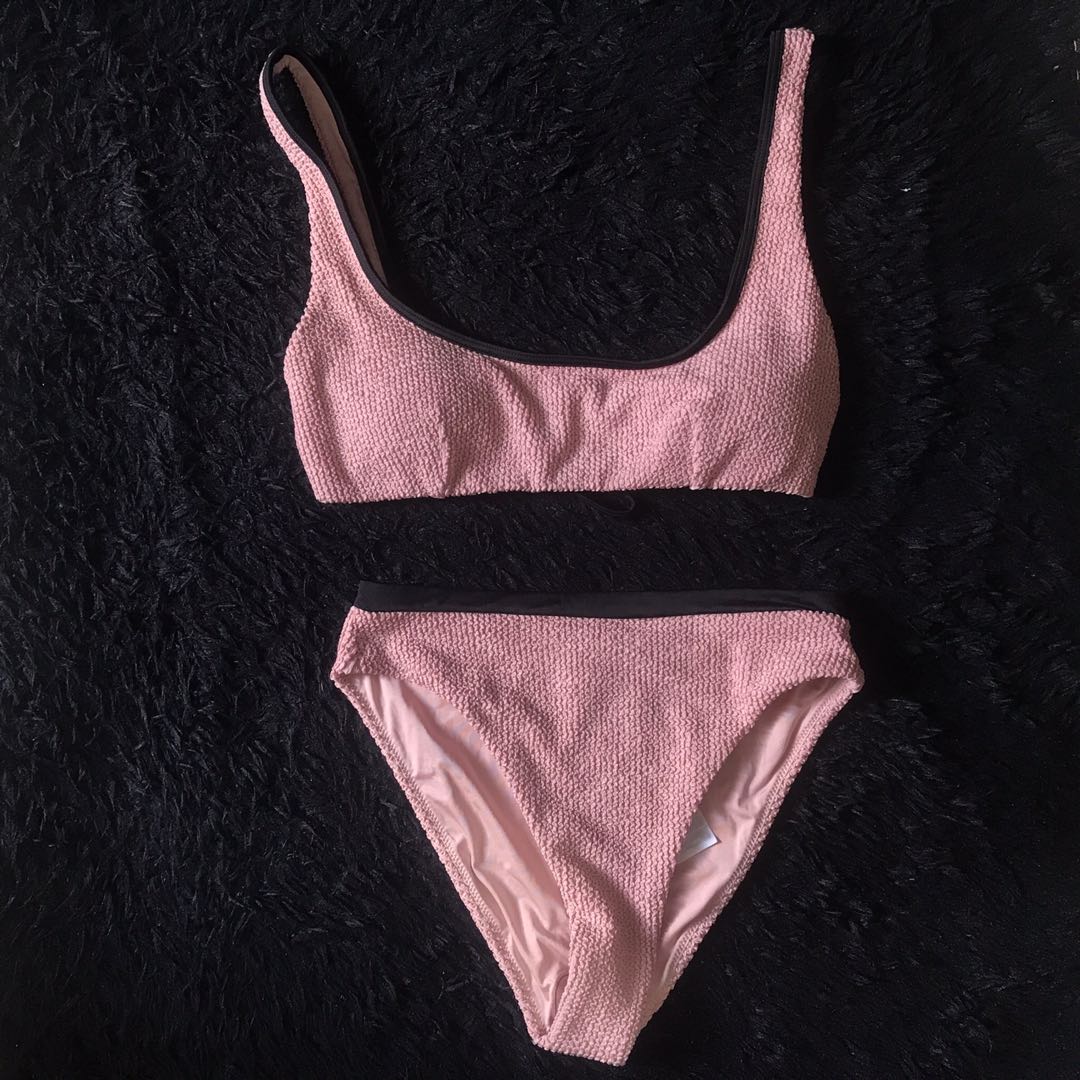 Bikini Baju Renang Two Pieces Warna Baby Pink Fesyen Wanita Pakaian
