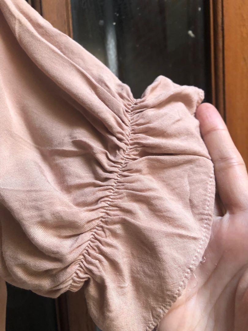 Mididress Nude Fesyen Wanita Pakaian Wanita Gaun Rok Di Carousell