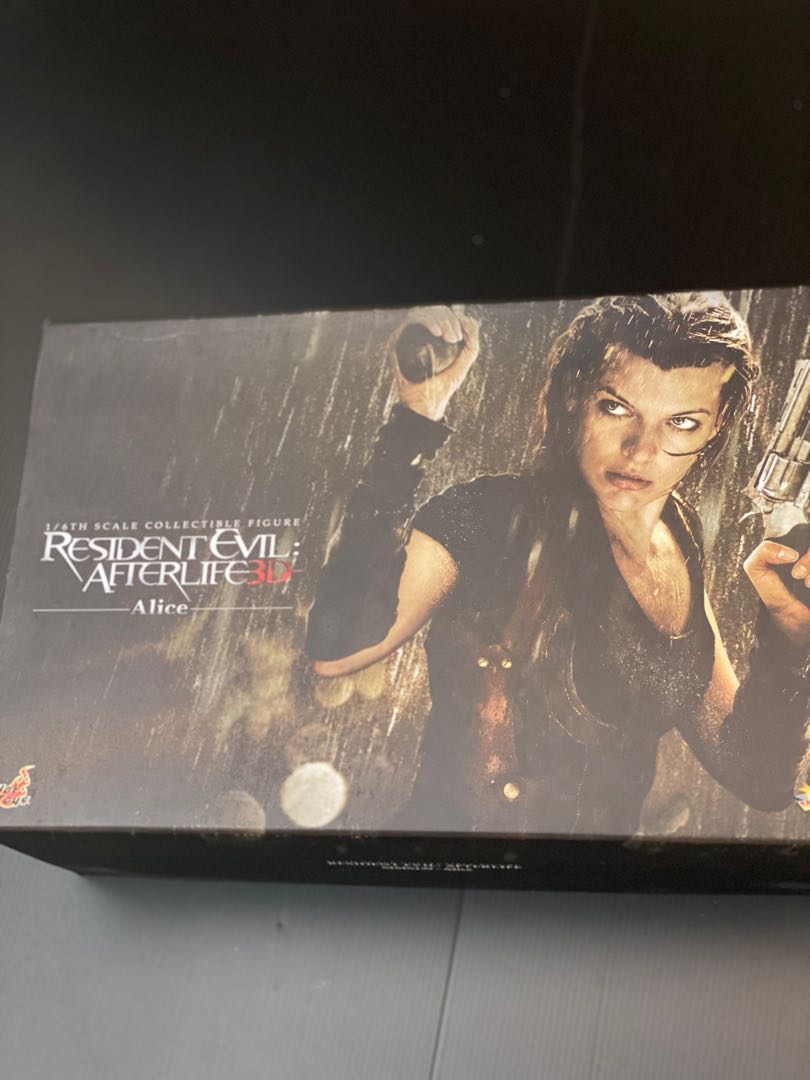 Hot Toys Mms Alice Resident Evil Afterlife Hobbies Toys Toys