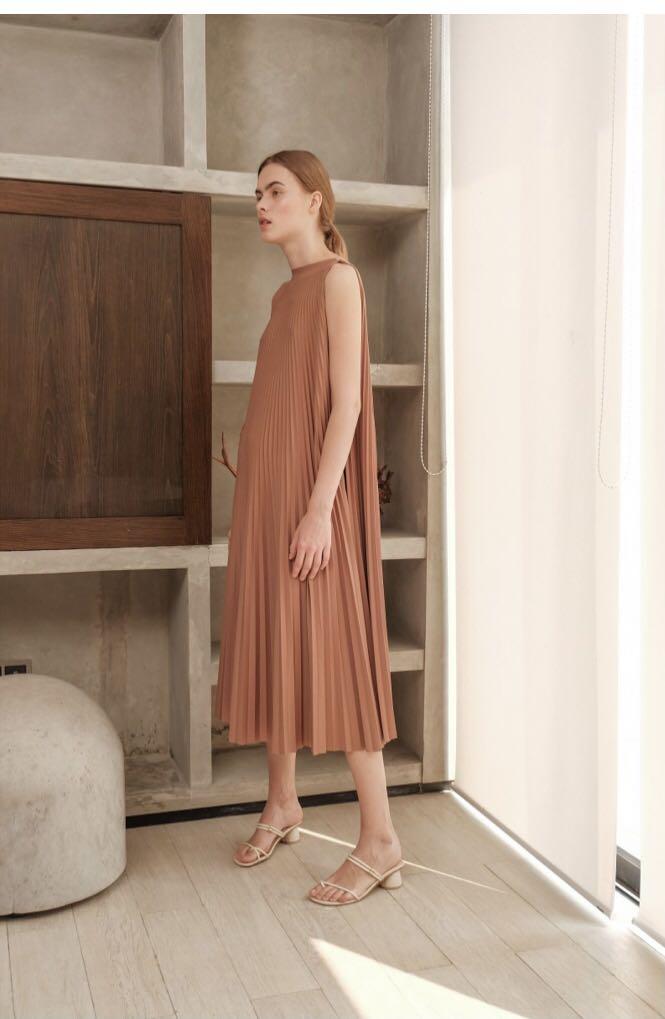 New Duma Nami Pleats Dress Brown Nude Fesyen Wanita Pakaian Wanita