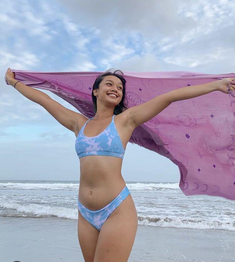 Haikini Cloud Reversible Tie Dye Bikini Top And Bottom Women S