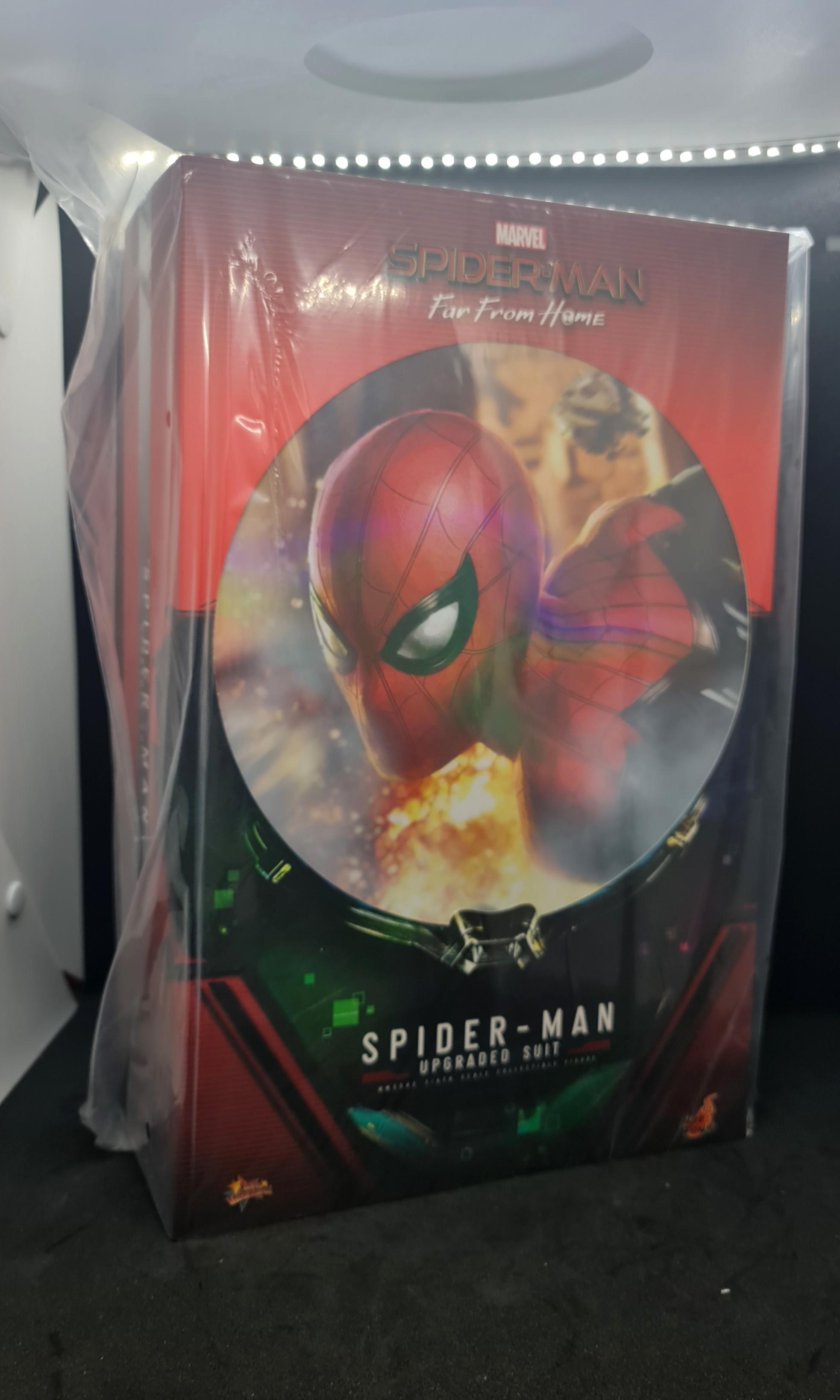 Spiderman Upgrade Suit Hot Toys Hobbies Toys Toys Games On Carousell