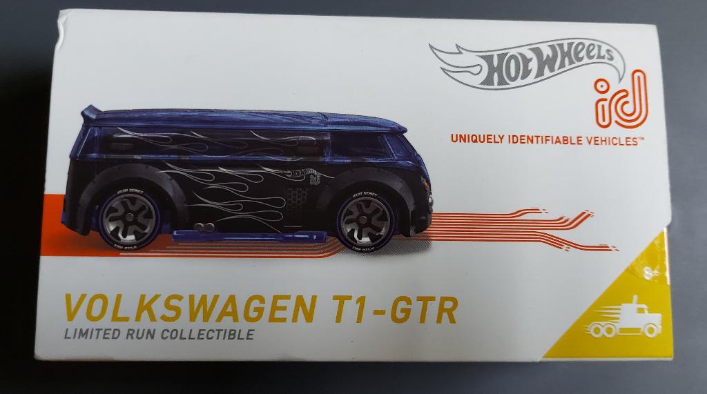 Hot Wheels Id Volkswagen T Gtr Series And The Dark Knight Batmobile Supercharged Sting