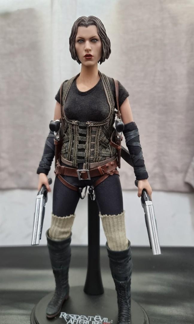 Hot Toys Alice Resident Evil Hobbies Toys Toys Games On Carousell
