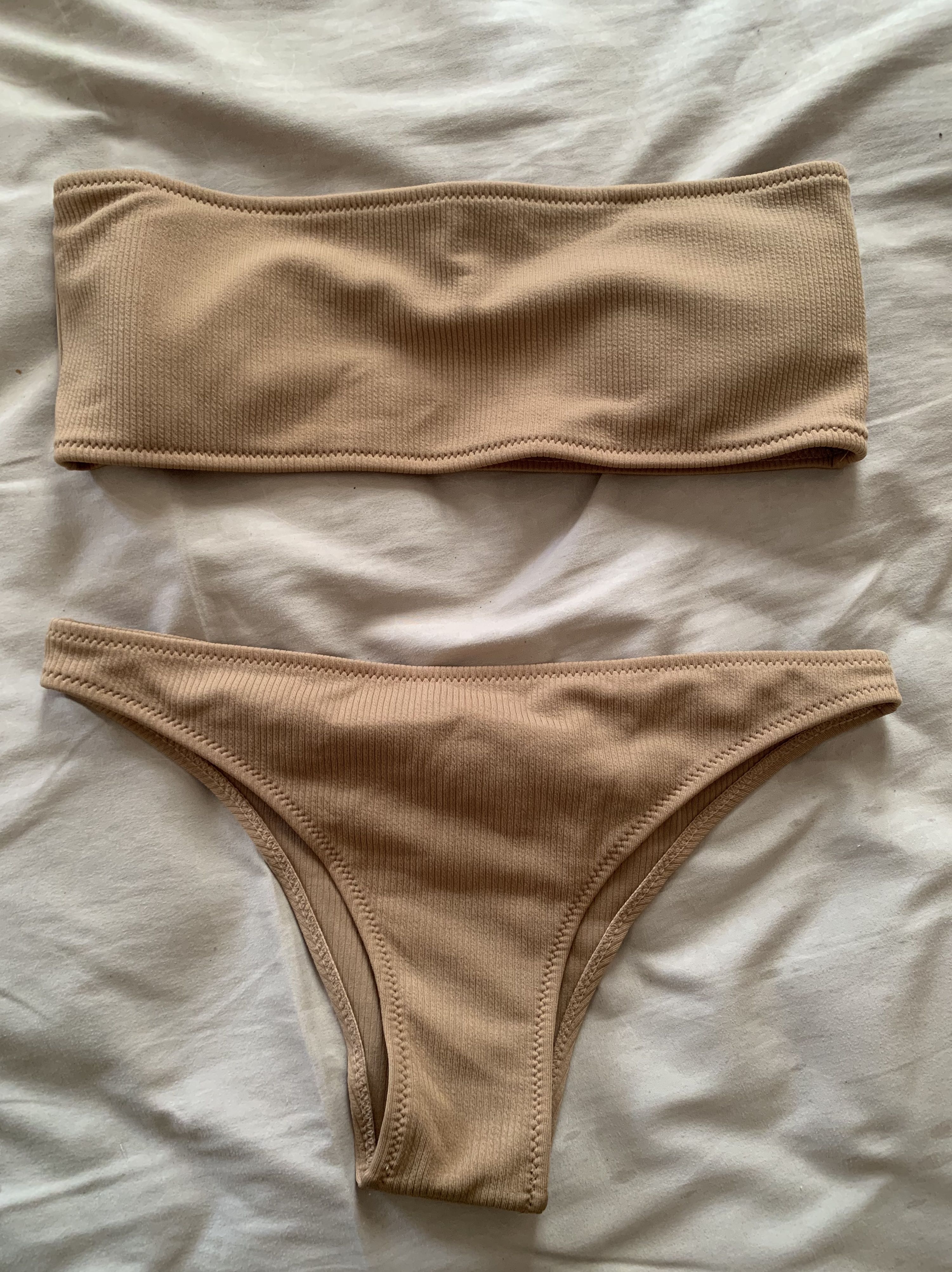 Bikini Warna Nude Fesyen Wanita Pakaian Wanita Lainnya Di Carousell
