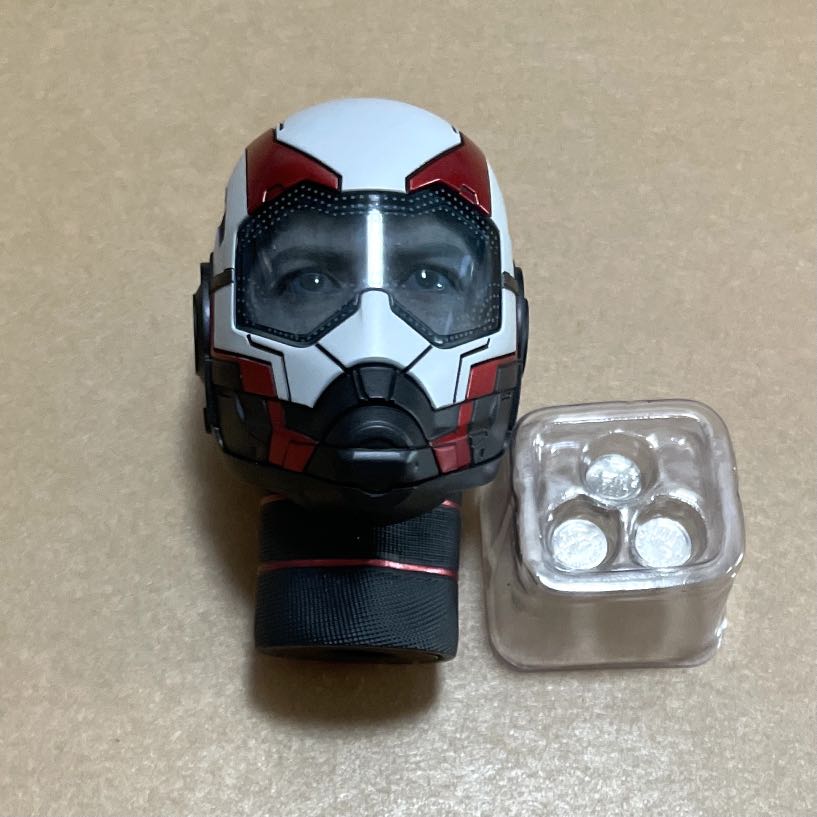 全新拆出 hottoys team suit mms 頭盔 helmet hot toys tony stark 興趣及遊戲 玩具 遊戲類 Carousell