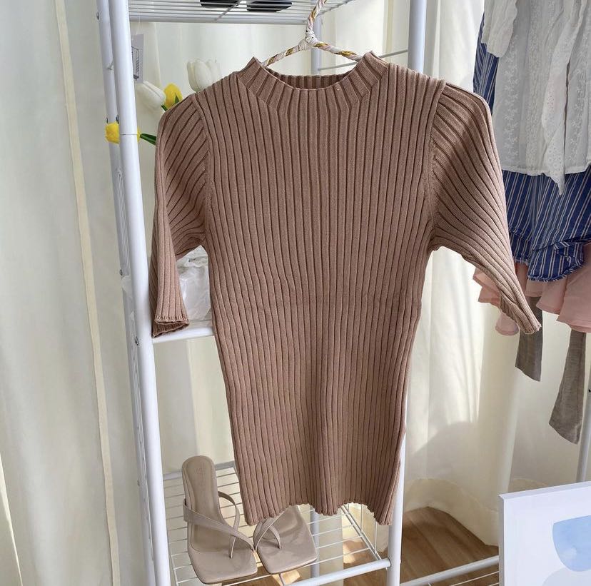 Ribbed Top Nude Fesyen Wanita Pakaian Wanita Atasan Di Carousell