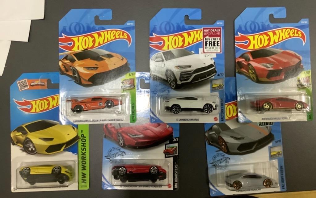 Hot Wheels Lamborghini Set Hobbies Toys Toys Games On Carousell