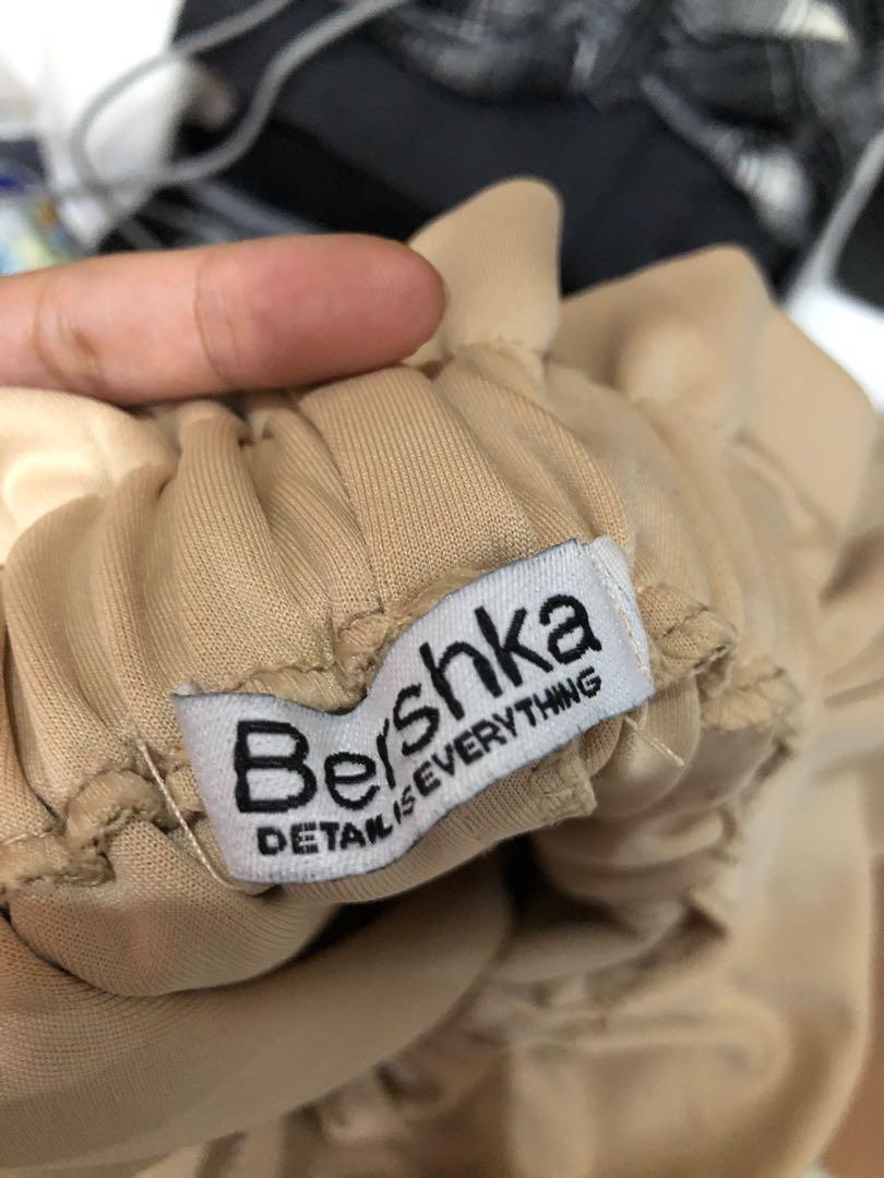 Berskha Nude Fesyen Wanita Pakaian Wanita Bawahan Di Carousell