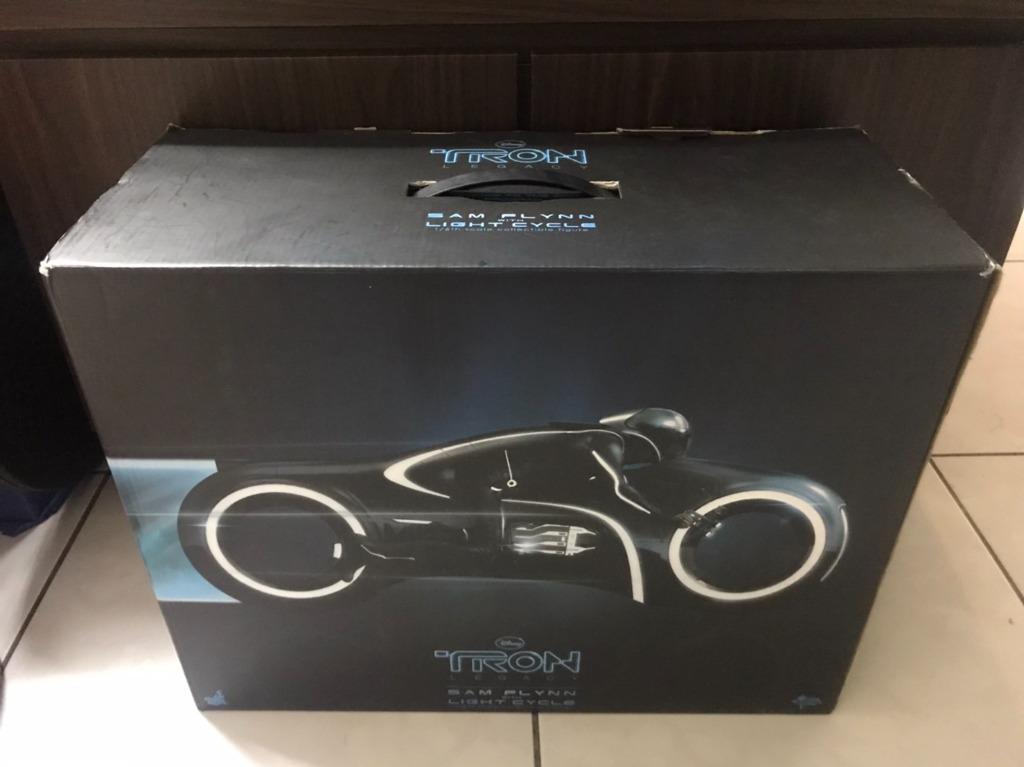 MMS Tron Legacy 創 光速戰記 Sam Flynn 山姆 費林 光速車 Hot Toys 書籍休閒與玩具 玩具公仔桌遊在旋轉拍賣