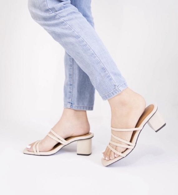 Criza Inch Nude Block Heels Women S Fashion Footwear Heels On