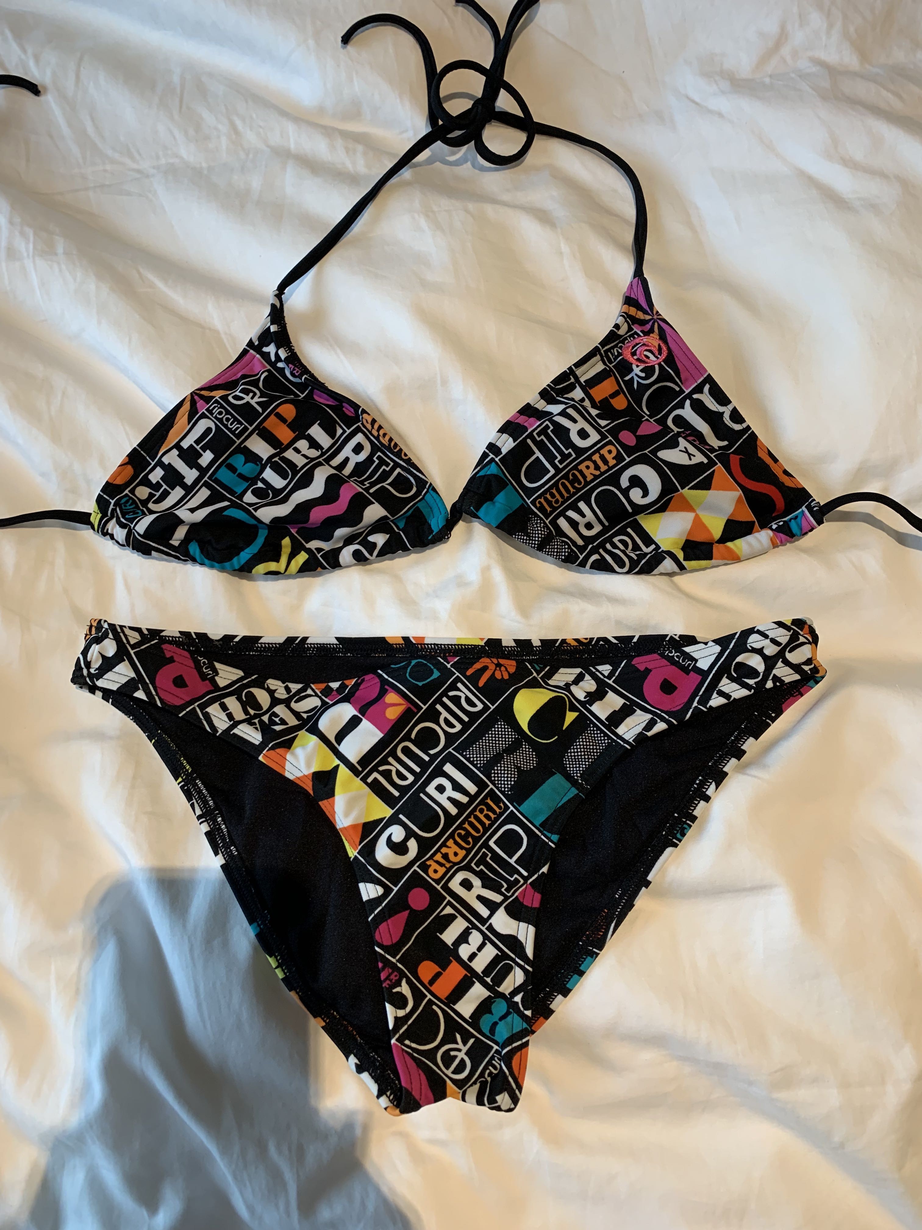 Ripcurl Black Patterned Bikini Women S Fashion Swimwear Bikinis