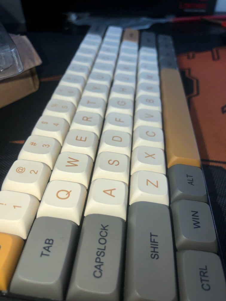 Mechanical Keyboard Reddragon Modded Ember Keycaps Hot Swappable With Milky Yelllow And Red