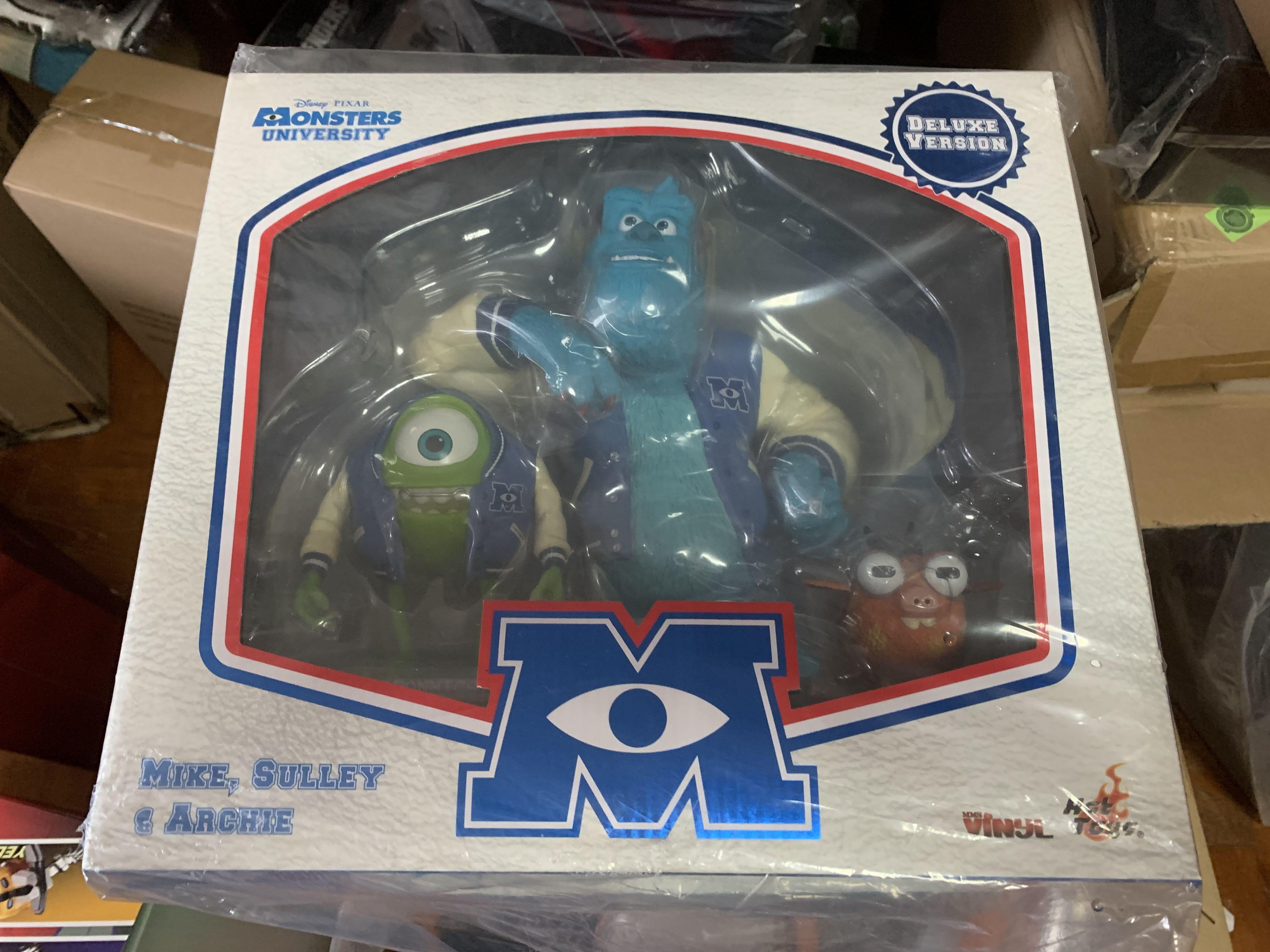Hot Toys Monsters University Mike Sulley Archie Vinyl Collectible Set Deluxe Version