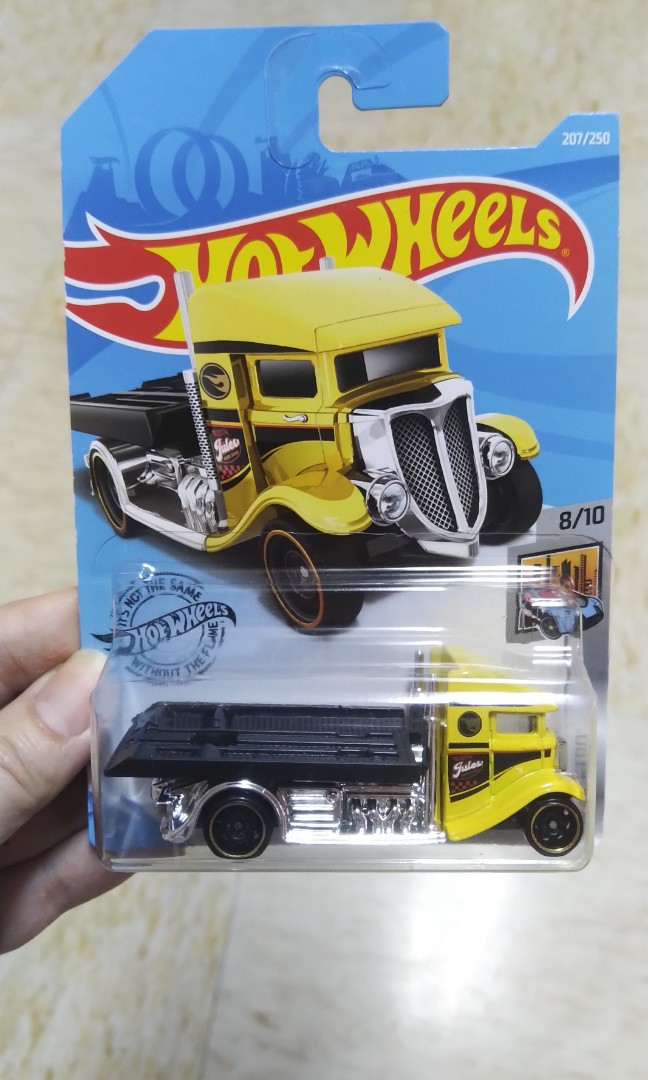 罕有TH Hot Wheels hotwheels 貨車 TH Treasure Hunt Fast bed hauler 平板拖車 寶箱車 火紋logo 興趣及遊戲 玩具 遊戲類