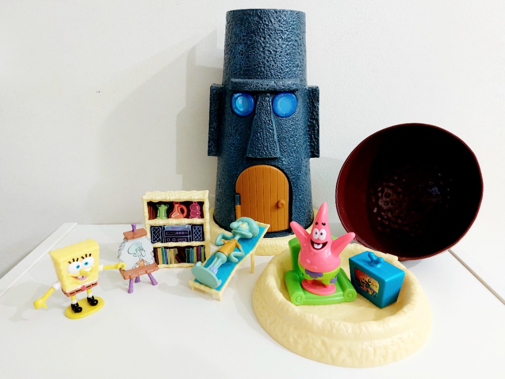 Spongebob Squidward Ester Island Head And Patrick Bikini Bottom Playset Original From Simba