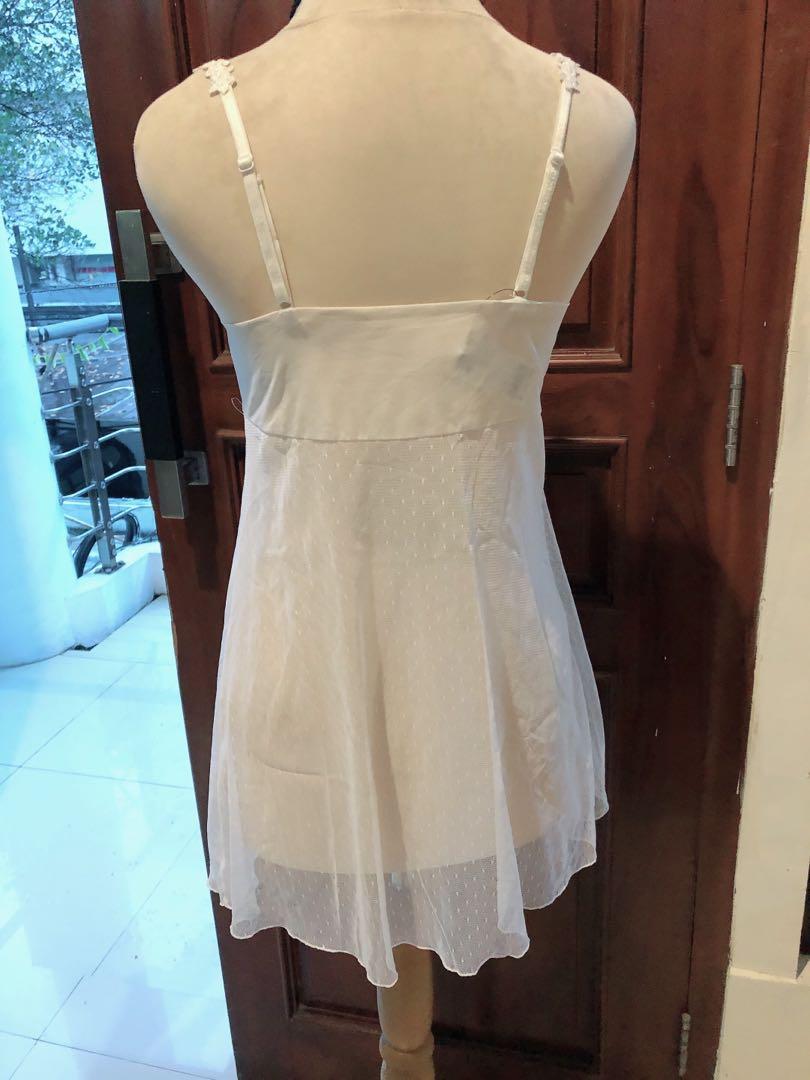 Lingerie Putih Marie Claire Hanya Lingerie Tanpa Kimono Fesyen