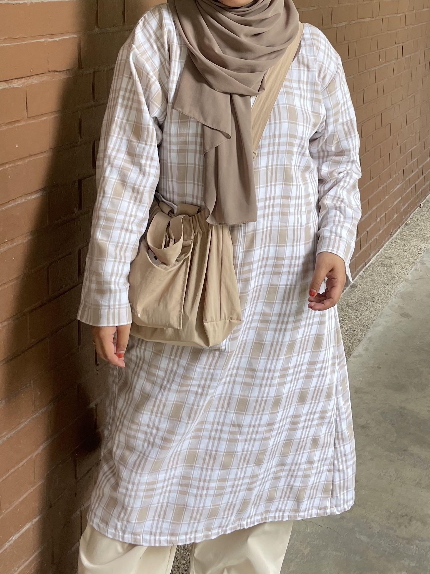Kurung Lucy In Nude Checks Women S Fashion Muslimah Fashion Baju