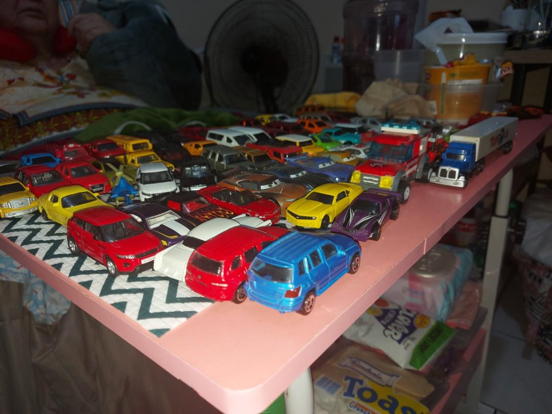 Hotwheels Display Case Matchbox Hot Wheels Tomica Hobbies Toys Toys Games On Carousell